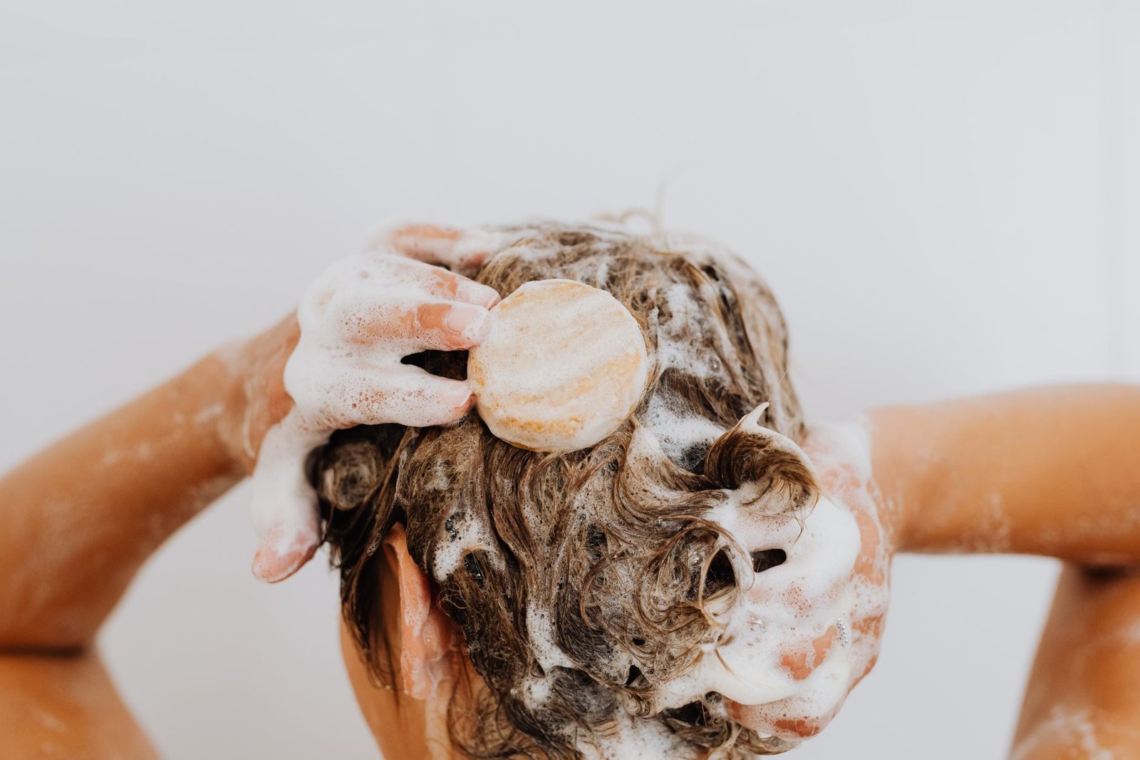 Gentle scalp care after GFC hair treatment aftercare in the Maldives