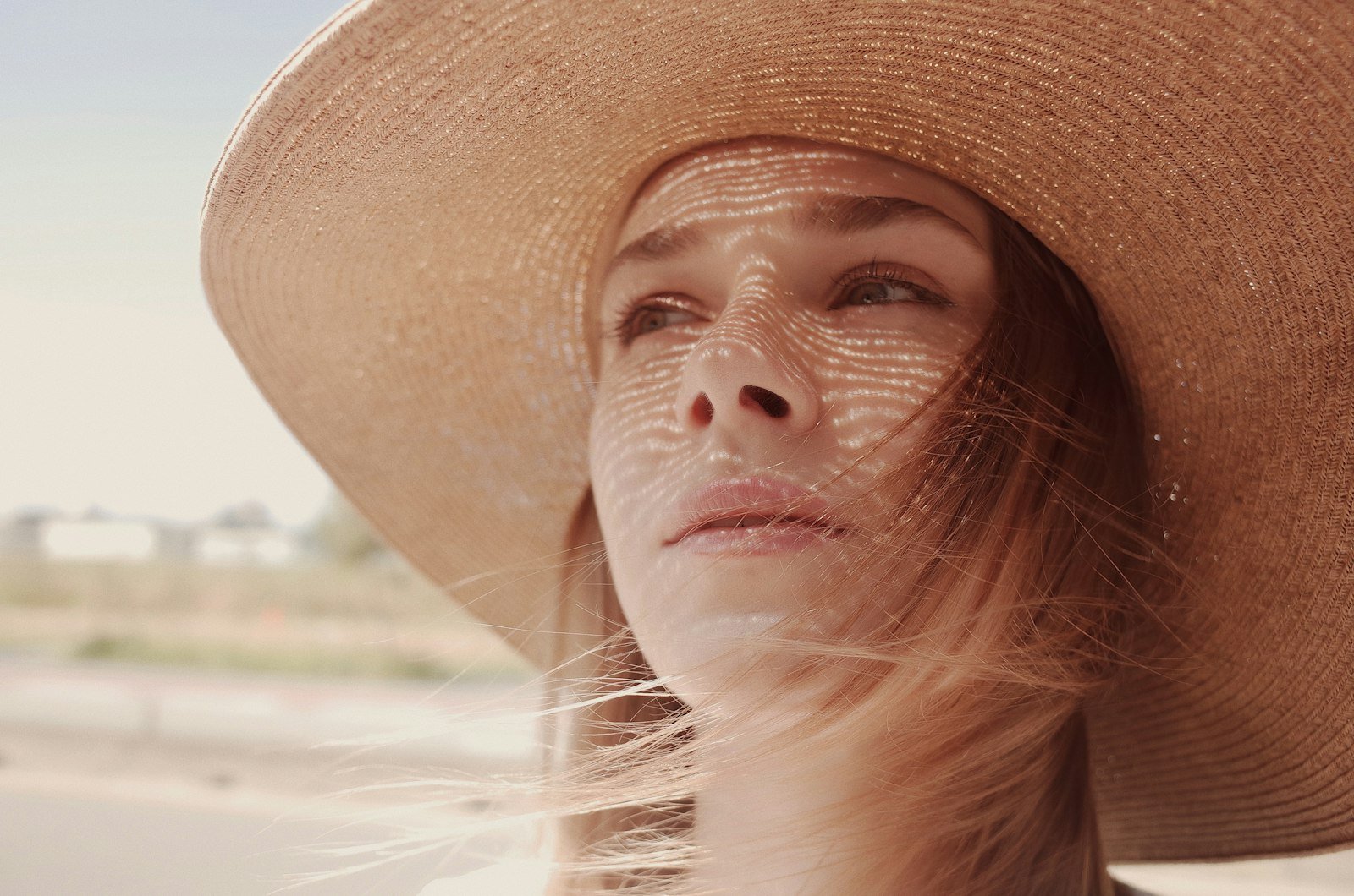 how long does cheek filler last in the Maldives: wide-brimmed hat for sun protection