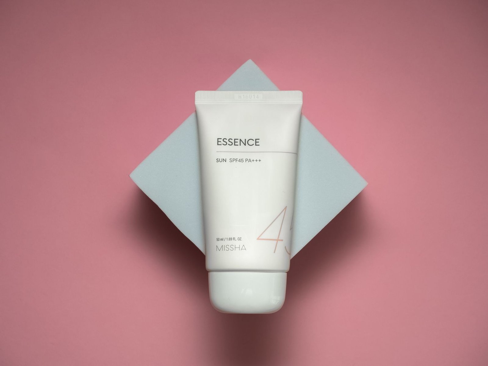 Sunscreen tube for Q-switched laser aftercare, Hulhumalé clinic guidance, Maldives